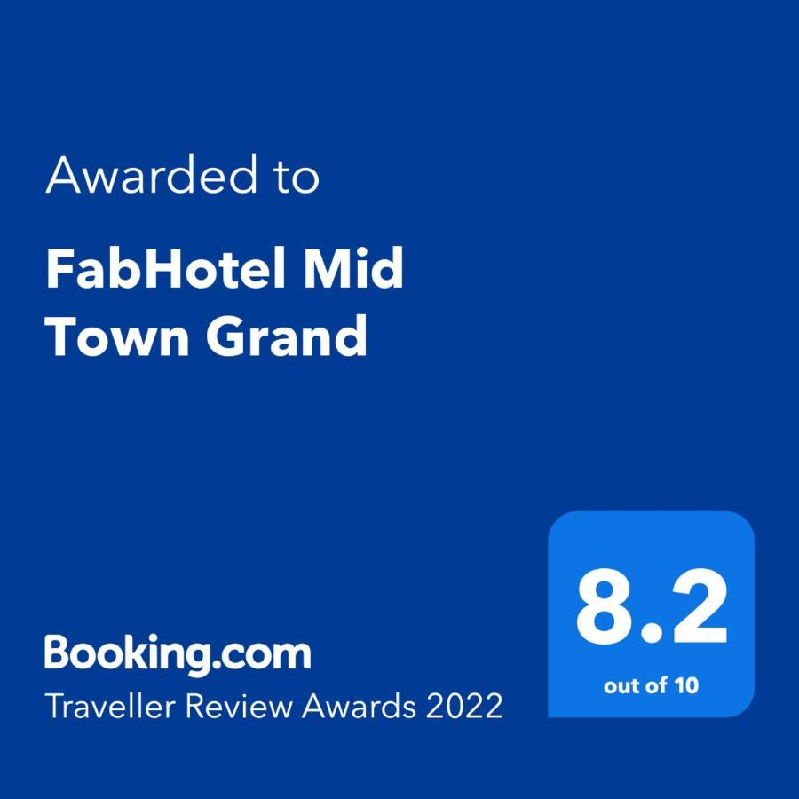 Fabhotel Mid Town Grand Panchkula Eksteriør billede